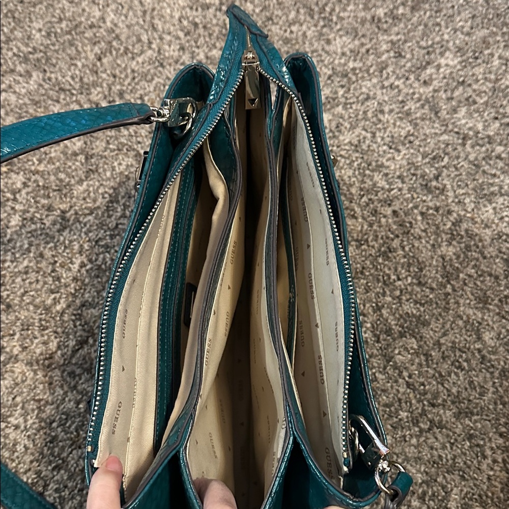 NWT Guess Moon Light Python Deep Teal Satchel NWT - image 7